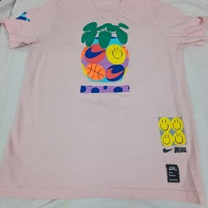Air Nike NI01 Whimsical Artist In Residence David Bruce Pink Tee Large